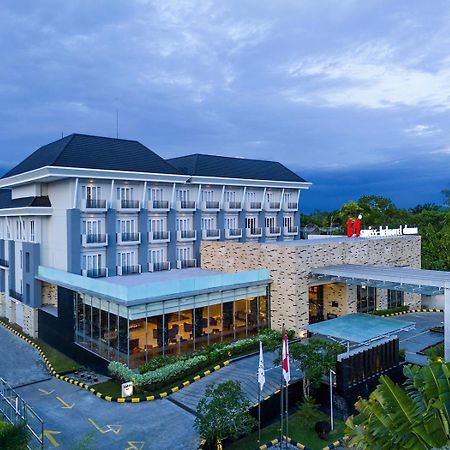 Swiss-Belhotel Danum Palangkaraya Exteriör bild
