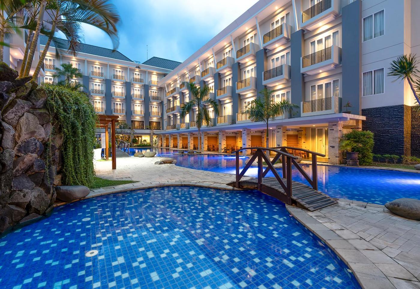 Swiss-Belhotel Danum Palangkaraya Exteriör bild