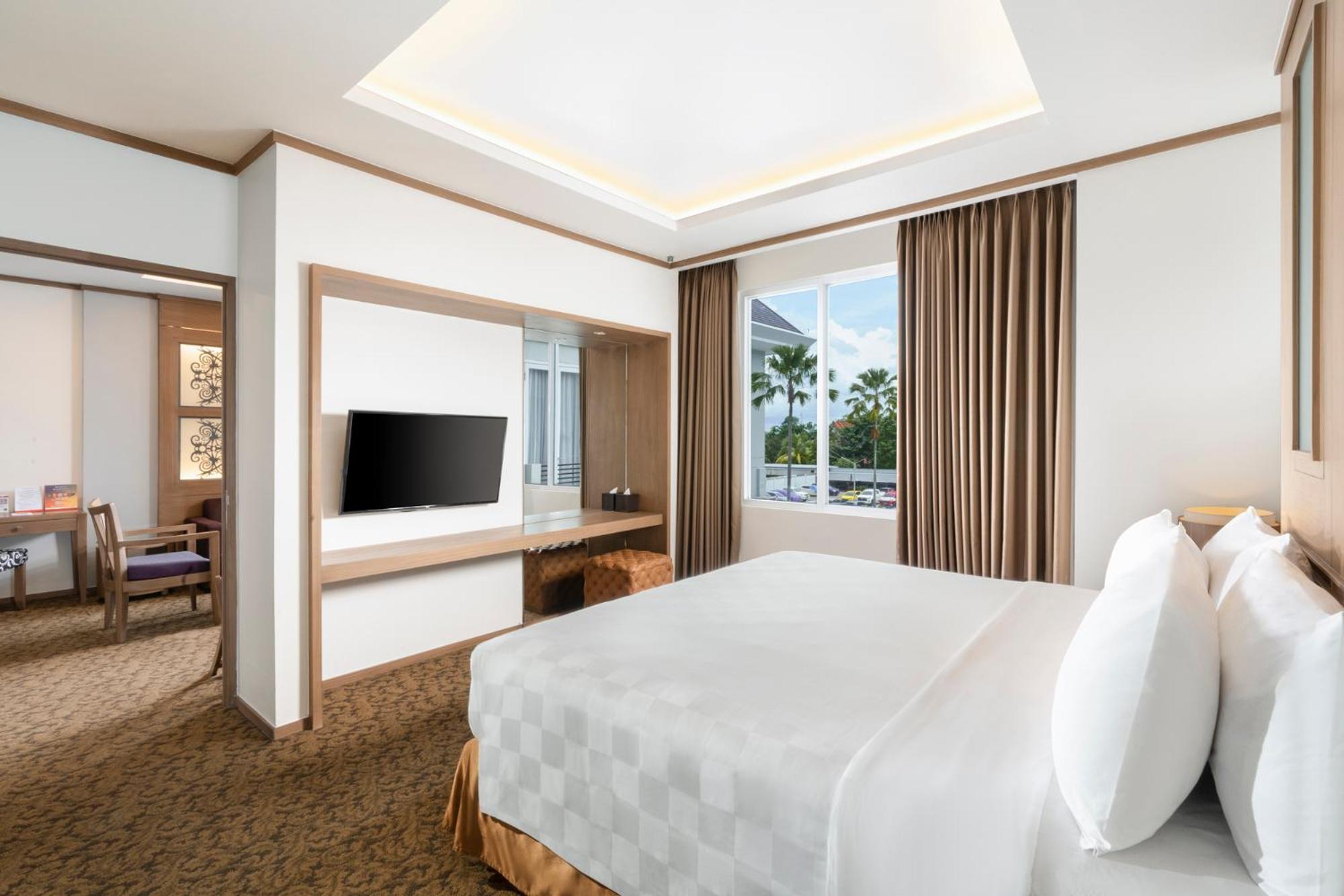 Swiss-Belhotel Danum Palangkaraya Exteriör bild
