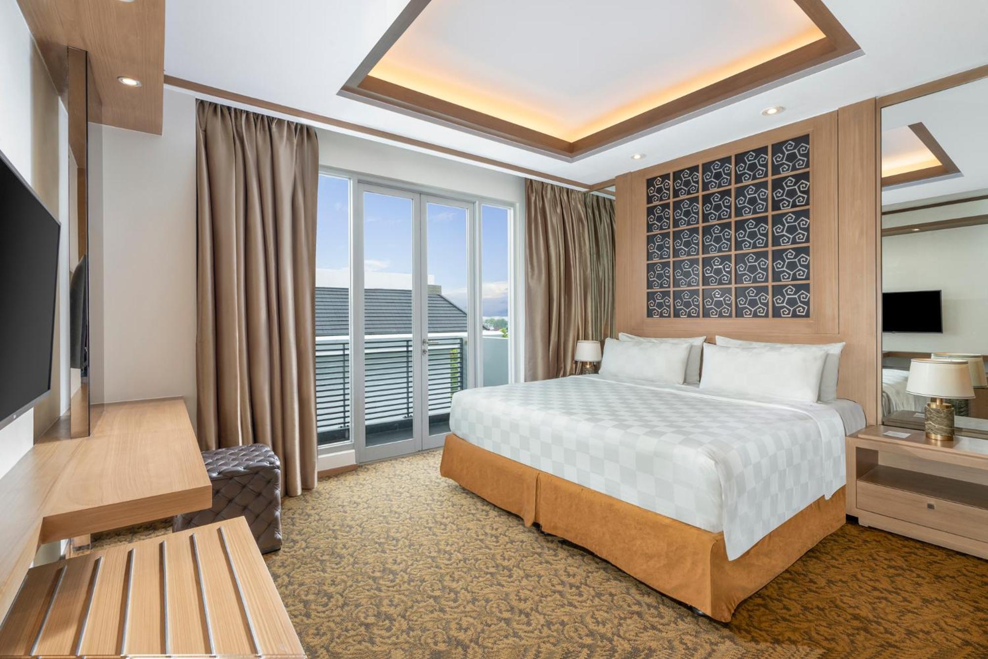 Swiss-Belhotel Danum Palangkaraya Exteriör bild