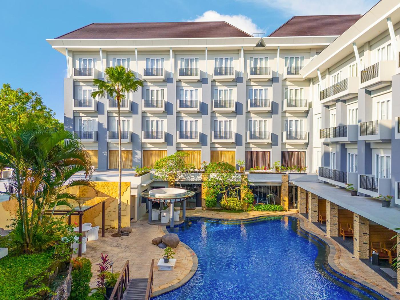 Swiss-Belhotel Danum Palangkaraya Exteriör bild