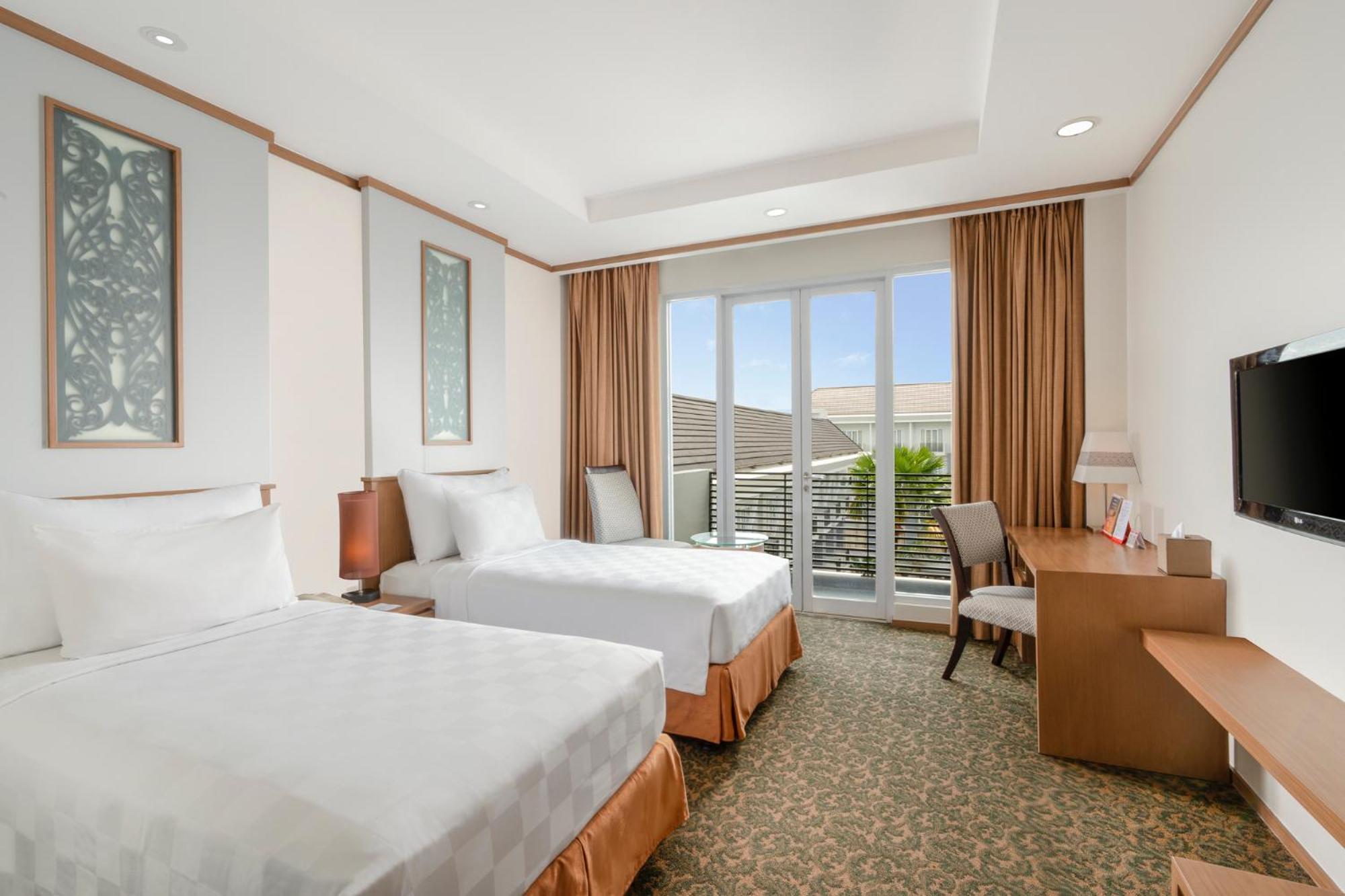 Swiss-Belhotel Danum Palangkaraya Exteriör bild