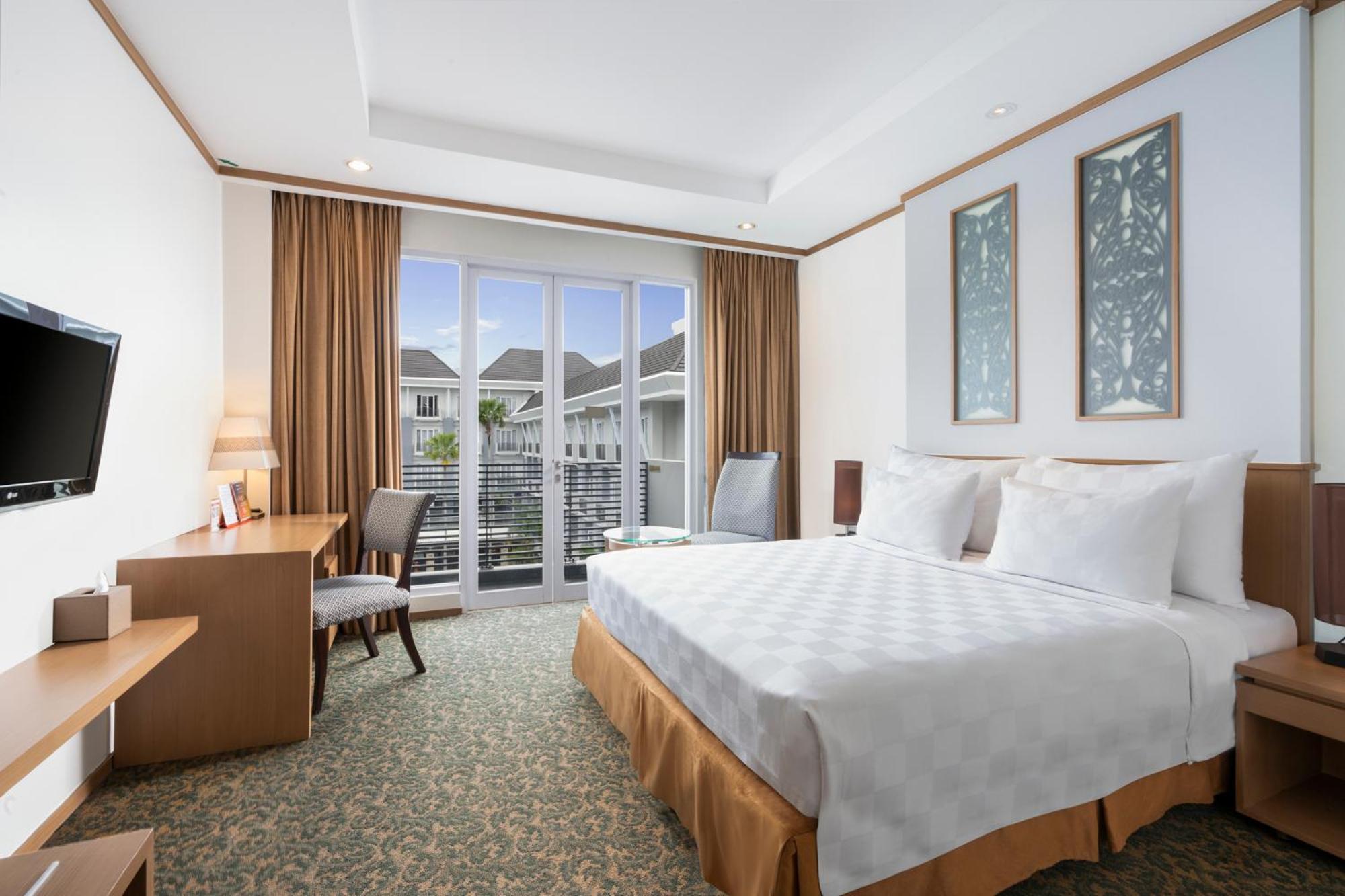 Swiss-Belhotel Danum Palangkaraya Exteriör bild